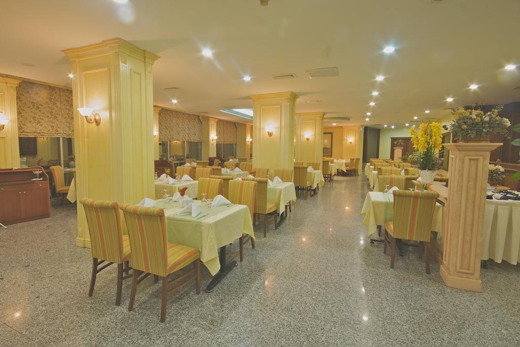 Grand Medya Hotel Istanbul Restaurant foto